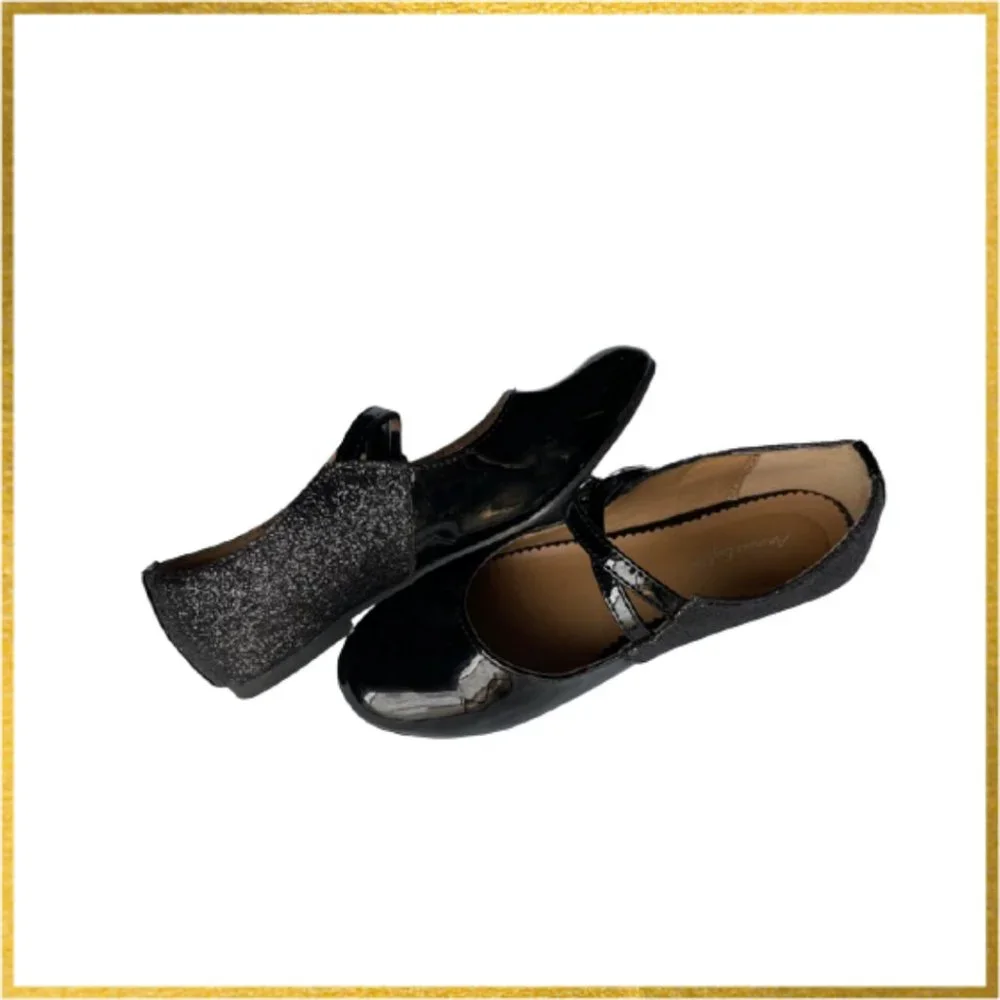 Girl's Black Dress Shoes by American Eagle. Flats w/Velcro straps.Size 3